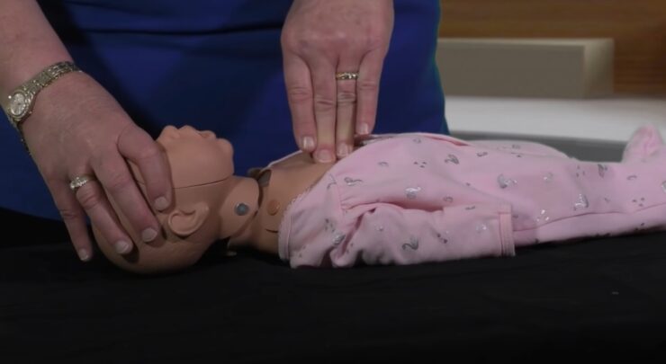 cpr for Children and Infants